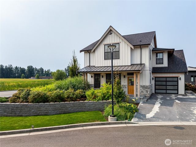 212 Riverwalk Drive, Lynden, WA 98264