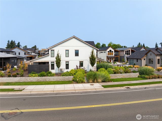 212 Riverwalk Drive, Lynden, WA 98264
