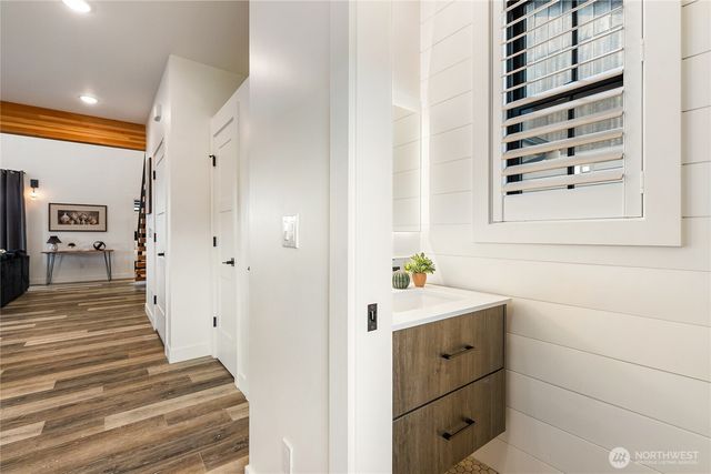 212 Riverwalk Drive, Lynden, WA 98264