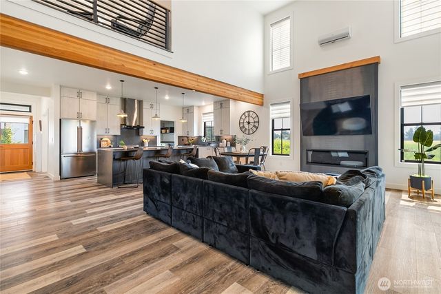 212 Riverwalk Drive, Lynden, WA 98264