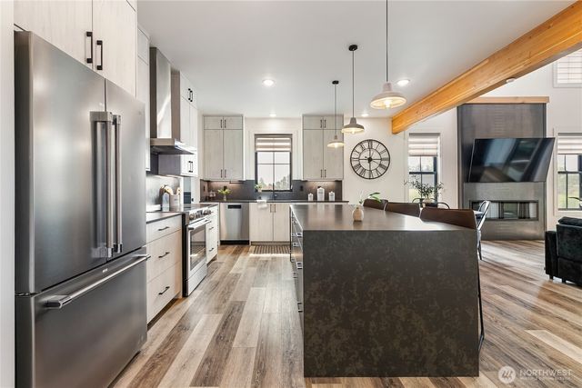 212 Riverwalk Drive, Lynden, WA 98264