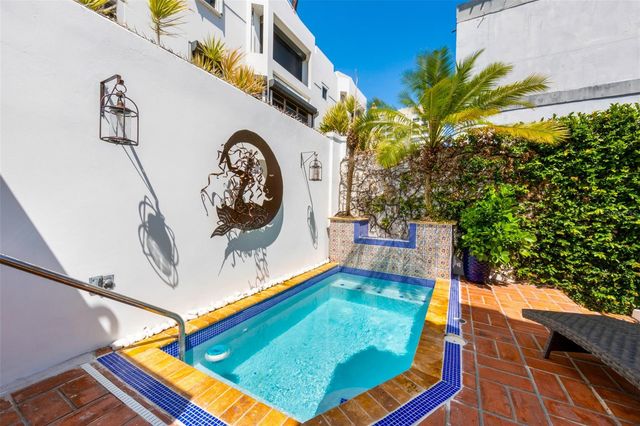 550 WAYMOUTH, MIRAMAR, San Juan, PR 00907