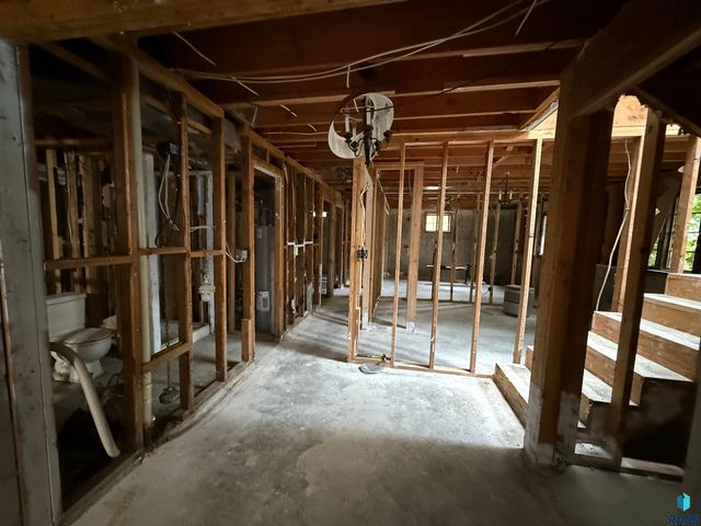 4309 S Briarwood Ave Avenue, Sioux Falls, SD 57103