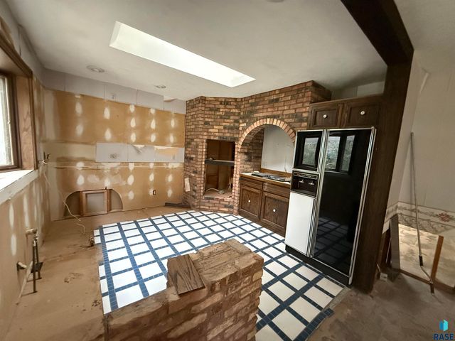 4309 S Briarwood Ave Avenue, Sioux Falls, SD 57103