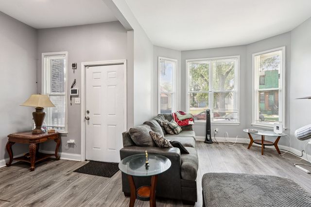 6333 S Rhodes Avenue, Chicago, IL 60637