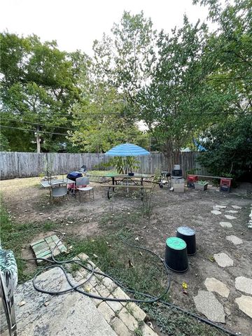1505 Willow ST, Austin, TX 78702