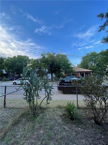 1505 Willow ST, Austin, TX 78702