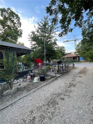 1505 Willow ST, Austin, TX 78702