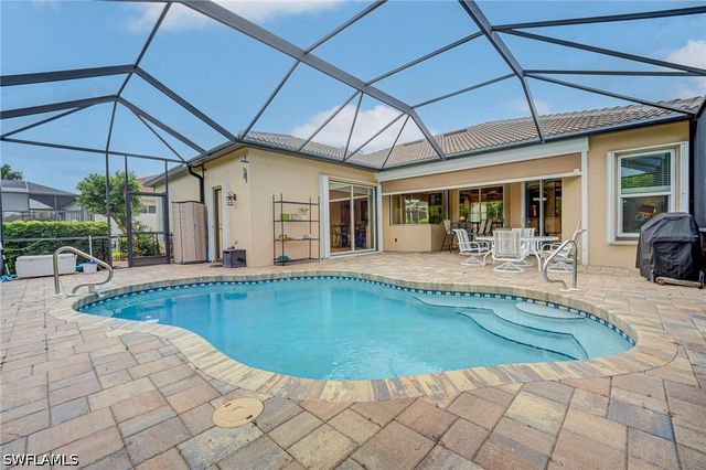 11086 Lakeland CIR, Fort Myers, FL 33913