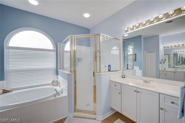 11086 Lakeland CIR, Fort Myers, FL 33913