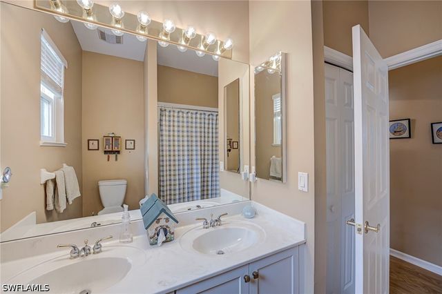 11086 Lakeland CIR, Fort Myers, FL 33913