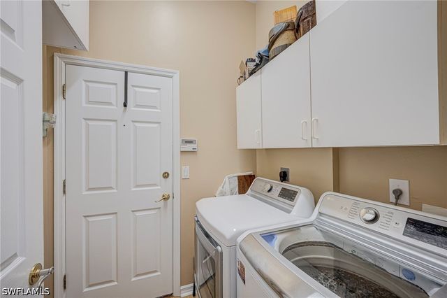 11086 Lakeland CIR, Fort Myers, FL 33913