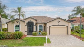 11086 Lakeland CIR, Fort Myers, FL 33913