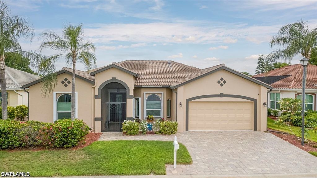 11086 Lakeland CIR, Fort Myers, FL 33913