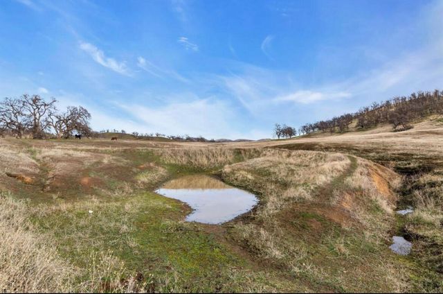 Fiddlers Road, Igo, CA 96047