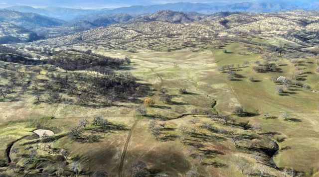 Fiddlers Road, Igo, CA 96047