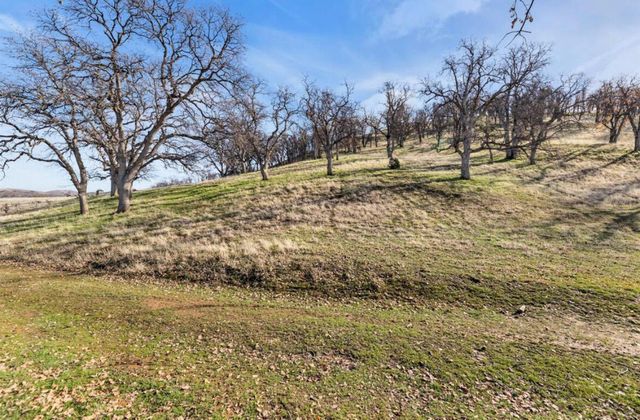 Fiddlers Road, Igo, CA 96047