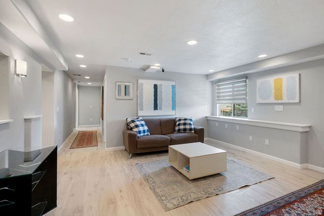 9096 N CLUBHOUSE LN, Eagle Mountain, UT 84005
