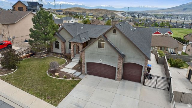 9096 N CLUBHOUSE LN, Eagle Mountain, UT 84005