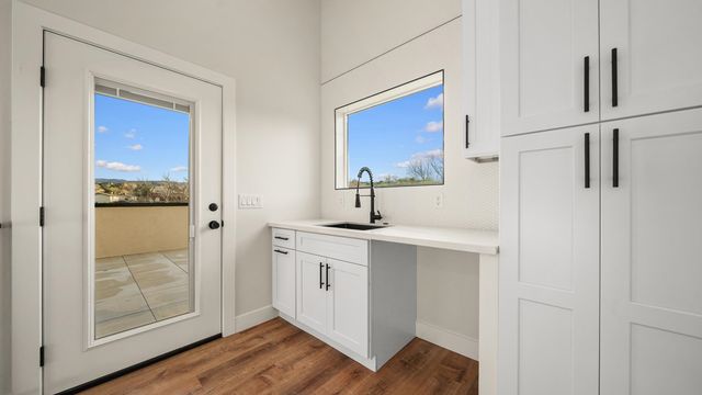 2398 Ridge Circle Dr Unit B, Grand Junction, CO 81507