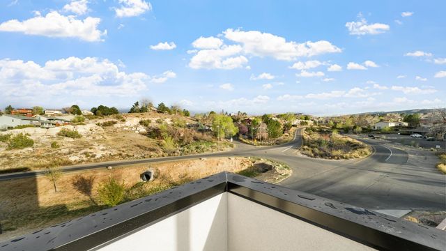 2398 Ridge Circle Dr Unit B, Grand Junction, CO 81507