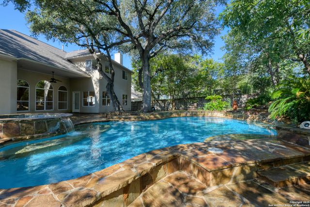 6811 Lendell St, San Antonio, TX 78249