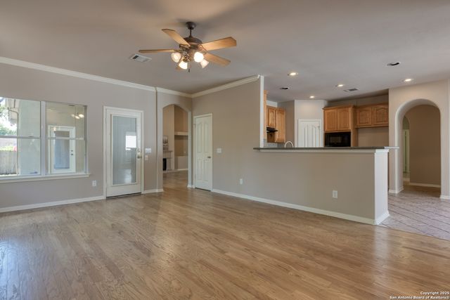 6811 Lendell St, San Antonio, TX 78249