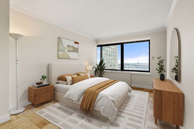 65 East India Row 27E, Boston, MA 02110