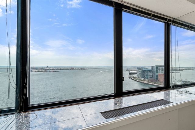 65 East India Row 27E, Boston, MA 02110