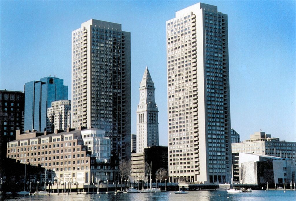 65 East India Row 27E, Boston, MA 02110