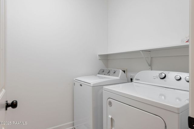 326 Forest Grove Drive, Youngsville, LA 70592