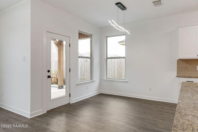 326 Forest Grove Drive, Youngsville, LA 70592