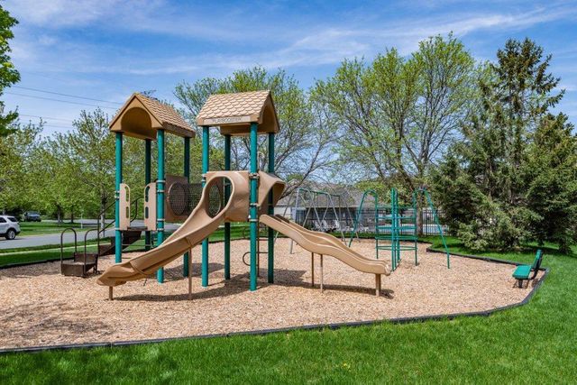 7466 Derby Lane, Shakopee, MN 55379