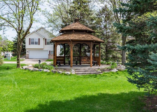 7466 Derby Lane, Shakopee, MN 55379