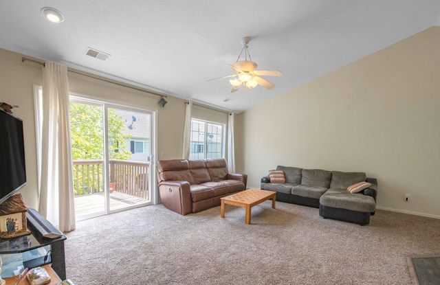 7466 Derby Lane, Shakopee, MN 55379