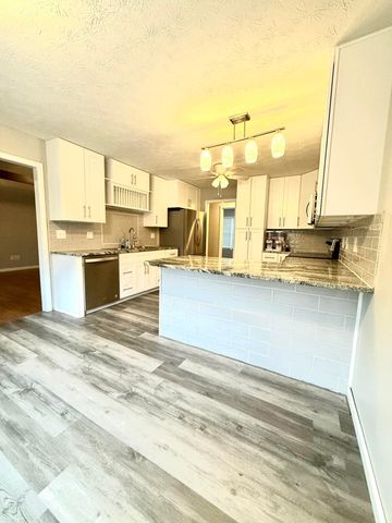 212 S Loop Drive, Stanford, KY 40484