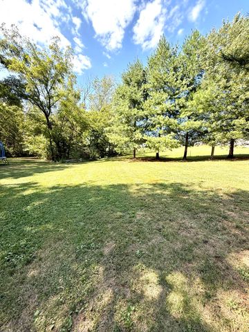 212 S Loop Drive, Stanford, KY 40484