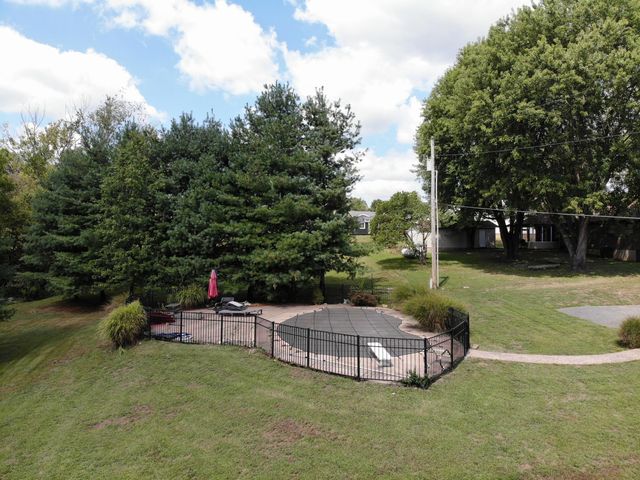 212 S Loop Drive, Stanford, KY 40484