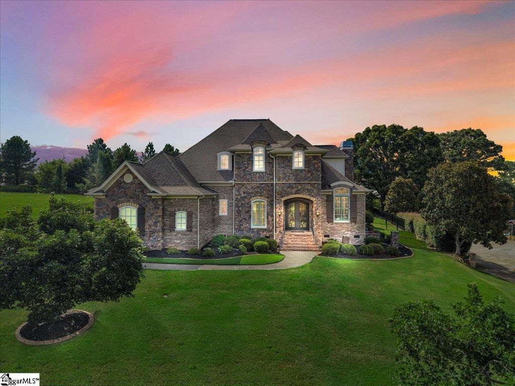 34 Great Lawn Drive, Piedmont, SC 29673