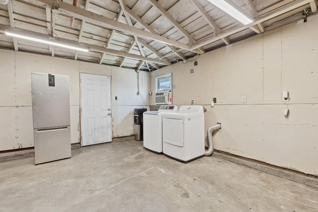 34 E Alpine Ave, Stockton, CA 95204