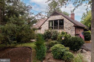 1 BUTTONWOOD LN, Cinnaminson, NJ 08077