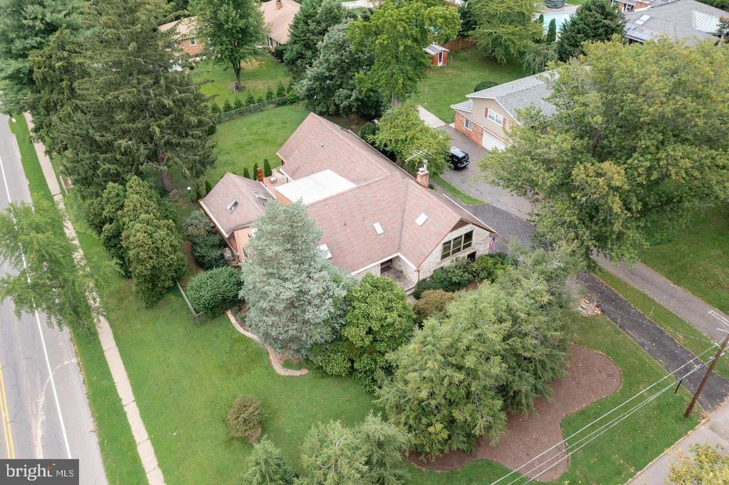 1 BUTTONWOOD LN, CINNAMINSON, NJ 08077 — photo 2