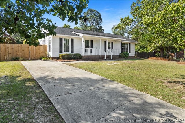 5707 Archer Road, Hope Mills, NC 28348
