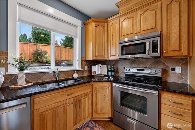 8230 144th Drive SE, Snohomish, WA 98290