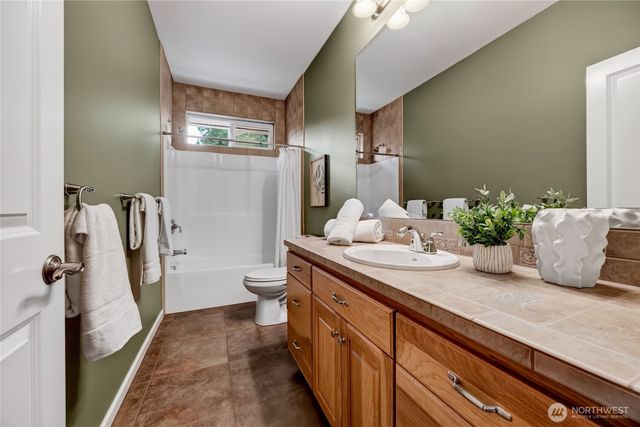 8230 144th Drive SE, Snohomish, WA 98290