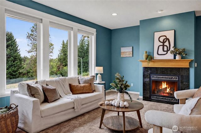 8230 144th Drive SE, Snohomish, WA 98290