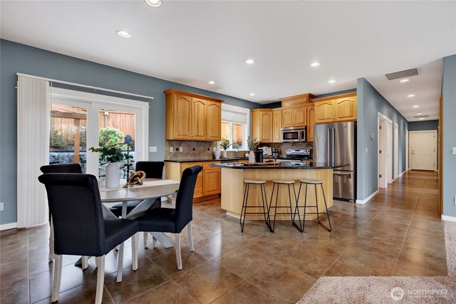 8230 144th Drive SE, Snohomish, WA 98290