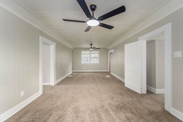 1301 S Greenwood Ave, Wichita, KS 67211