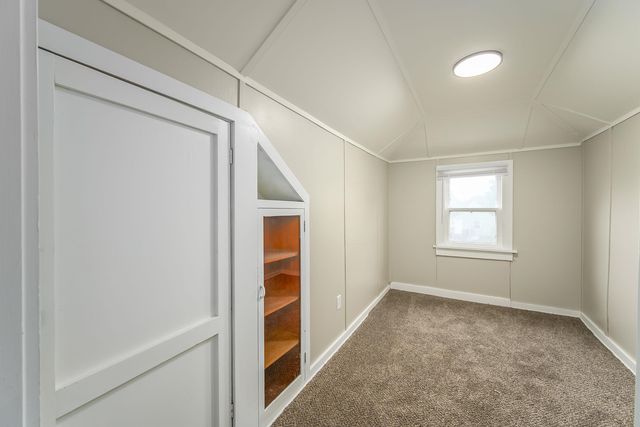 1301 S Greenwood Ave, Wichita, KS 67211