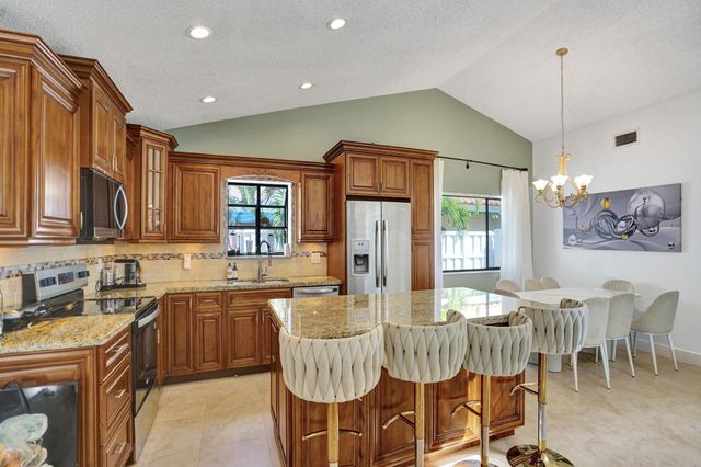 10527 Zurich Street, Cooper City, FL 33026